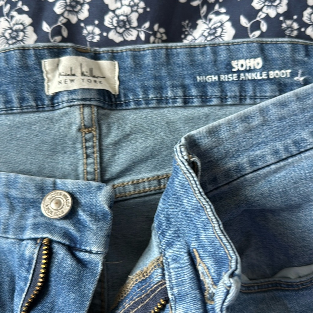 Nicole Miller New York Ankle Boot Jeans